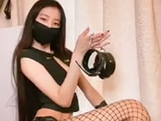 白虎正妹八月未央漁網襪極度誘惑